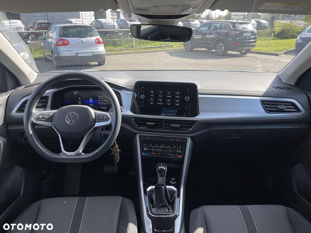 Volkswagen T-Roc - 12