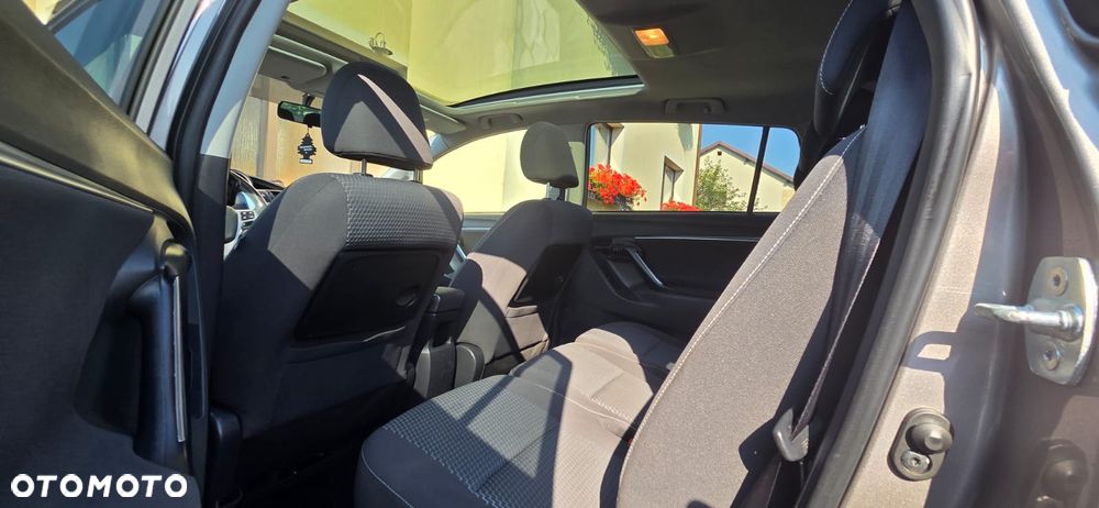 Toyota Verso 1.6 D-4D 7-Sitzer Start/Stop Executive - 17