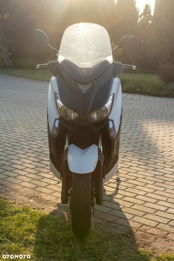 Yamaha X-max - 8