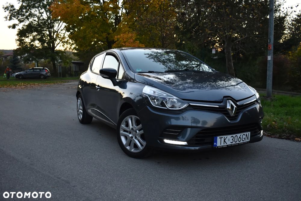 Renault Clio ENERGY TCe 90 Start & Stop LIMITED 2018 - 18
