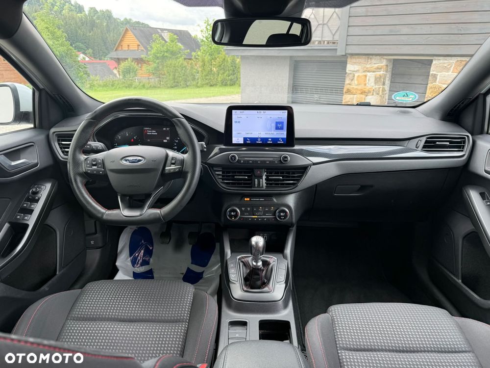 Ford Focus 1.5 EcoBlue ST-Line - 11