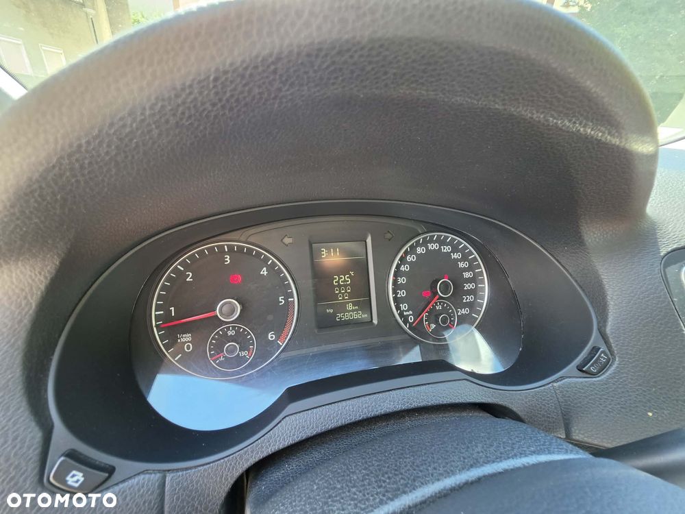 Volkswagen Sharan 2.0 TDI DPF BlueMotion Trendline - 7