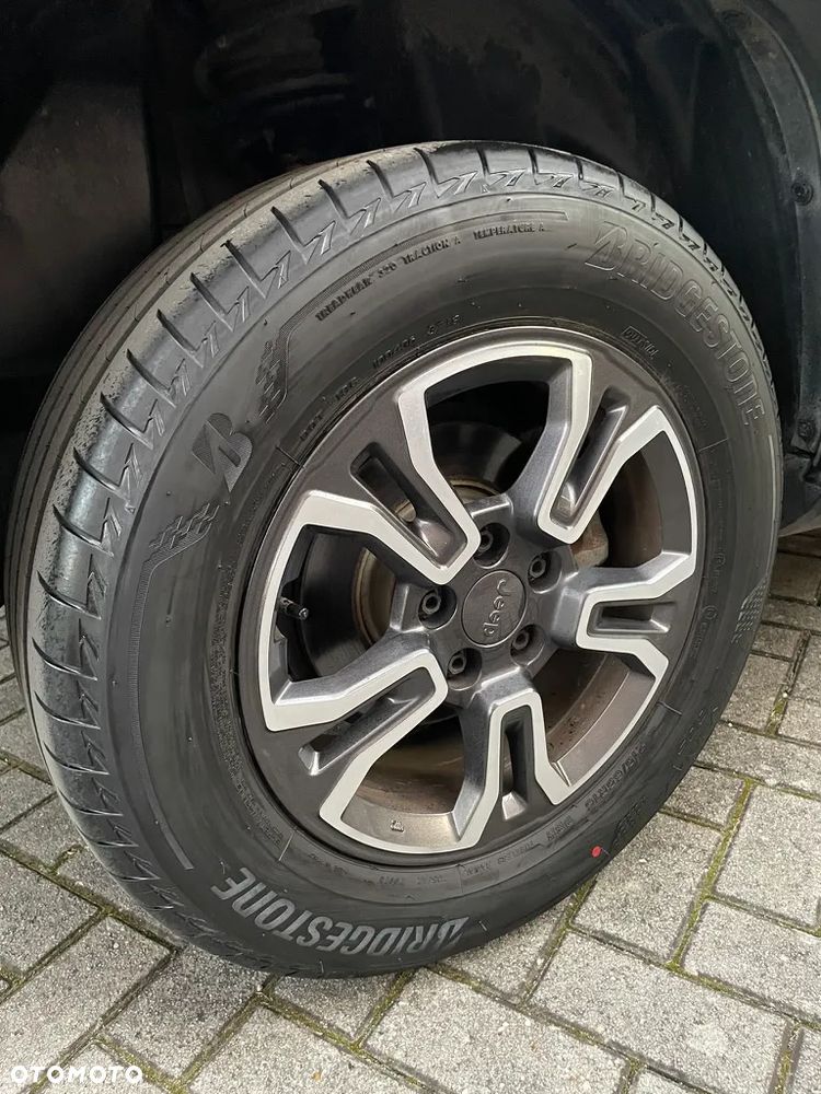 Jeep Renegade 1.3 GSE T4 Turbo Longitude FWD S&S - 37