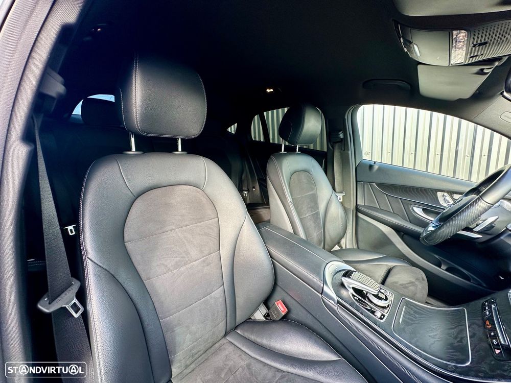 Mercedes-Benz GLC 300 e Coupe 4Matic 9G-TRONIC AMG Line - 42