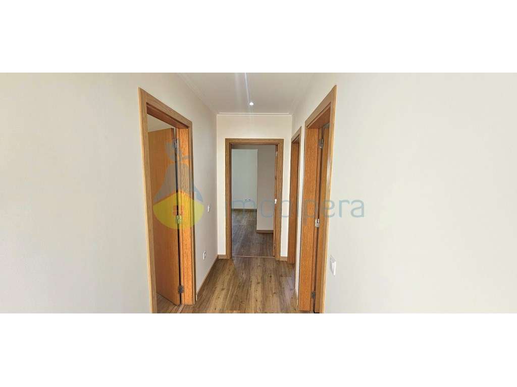 Albufeira, Guia! Esta renovada e excelente moradia duplex em banda ... - Grande imagem: 4/36