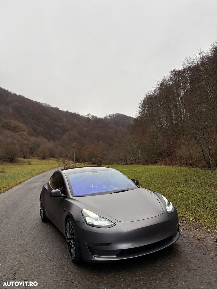 Tesla Model 3 Long Range AWD Premium - 3