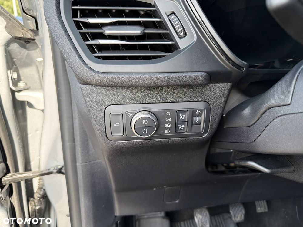 Ford Kuga 1.5 EcoBoost FWD ST-Line X - 23
