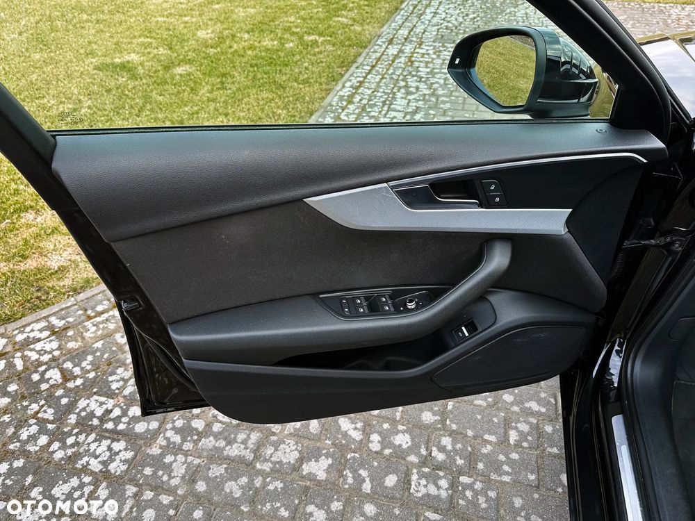 Audi A4 Avant 2.0 TFSI ultra S tronic - 17