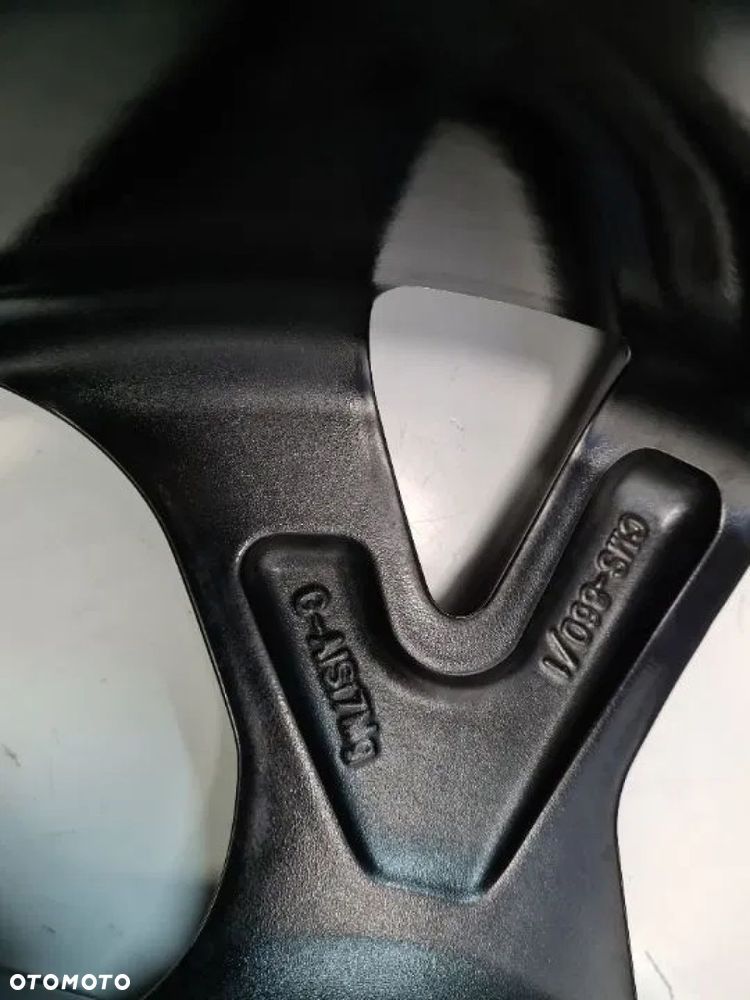 NOWE ORYGINALNE Felgi Toyota 18" 5x114,3 ET50 NOWE opony Goodyear Eagle F1 215/50 R18 - 12