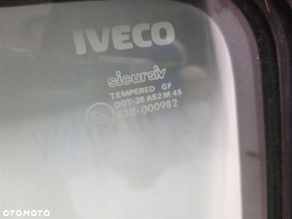 Szyba rozsuwana boczna BUS AUTOBUS 102 CM Iveco DAILY - 3