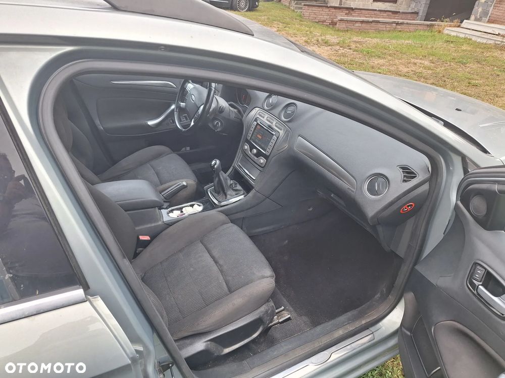 Ford Mondeo 2.0 Trend - 5