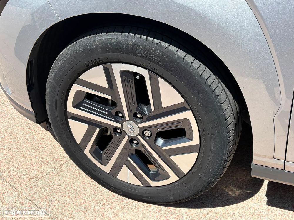 Hyundai Kauai 64 kWh Premium+LED - 13
