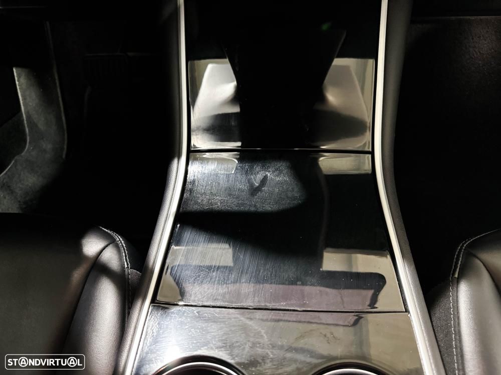 Tesla Model 3 Long Range Tração Integral - 39