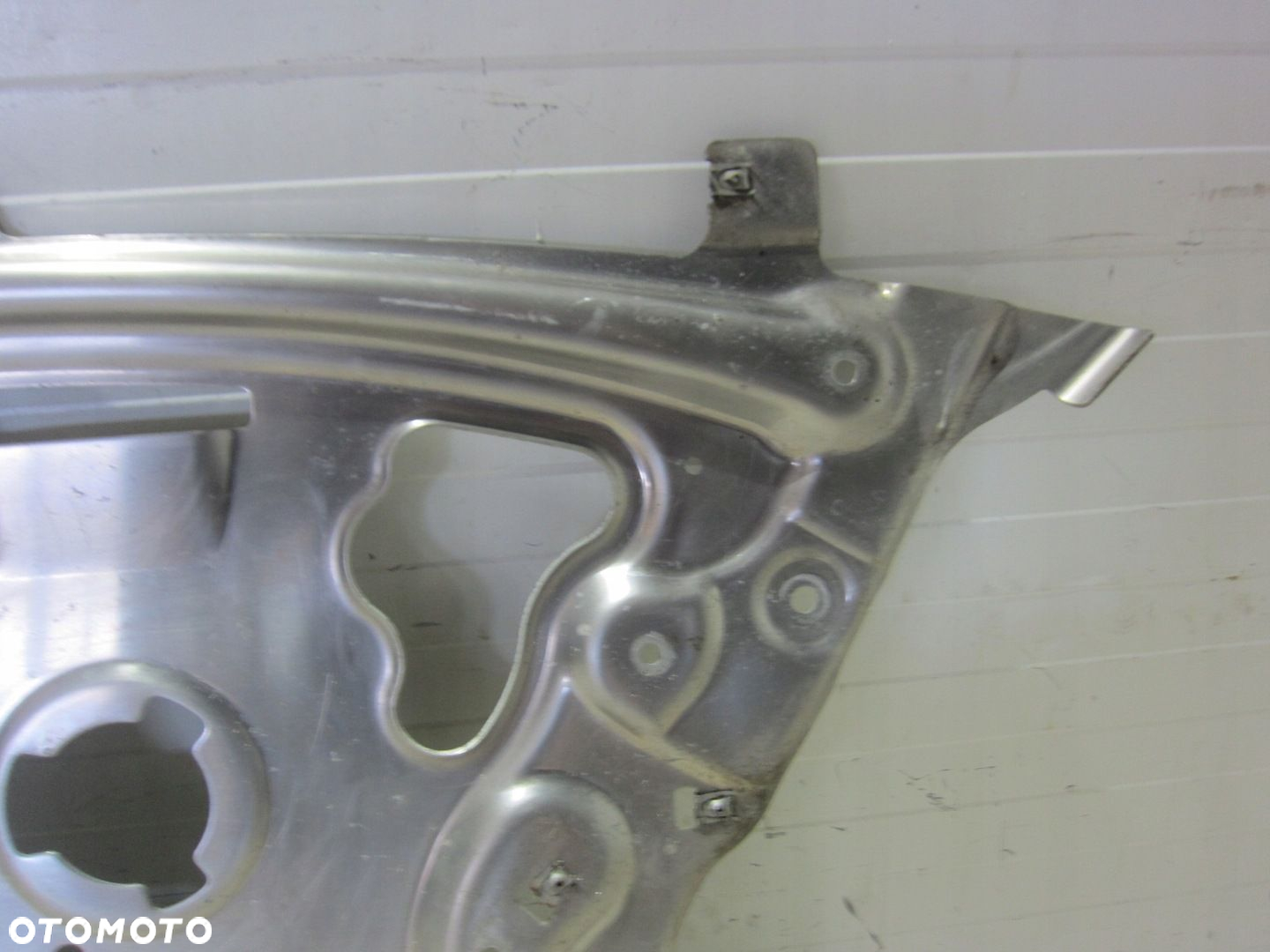 BMW 5 F10 F06 4X4 PŁYTA USZTYWNIAJĄCA OSŁONA POD SILNIK 6777727 31116777727 - 2