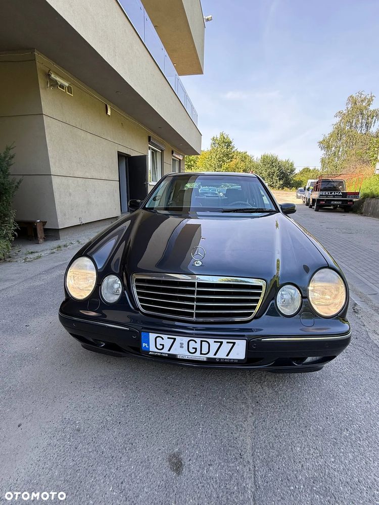 Mercedes-Benz Klasa E - 7