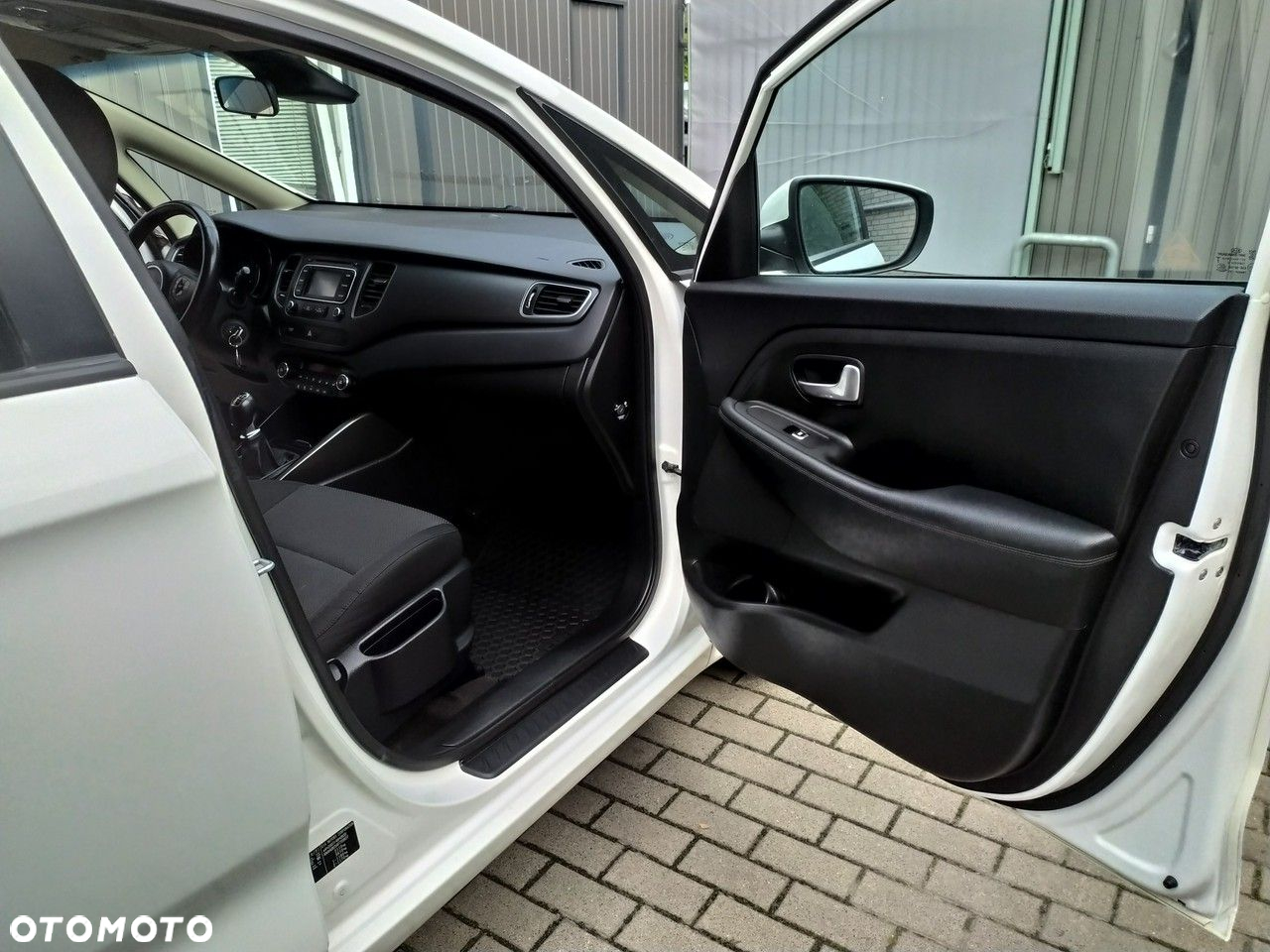 Kia Carens 1.7 CRDi Spirit - 24