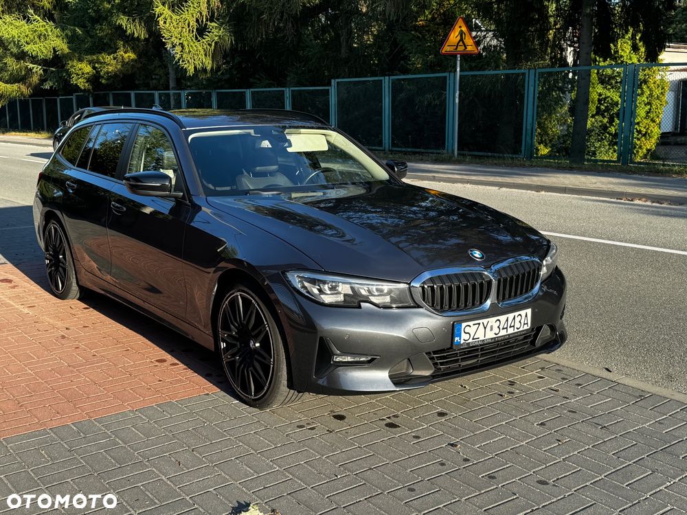 BMW Seria 3 320d xDrive Edition Luxury Line Purity - 1
