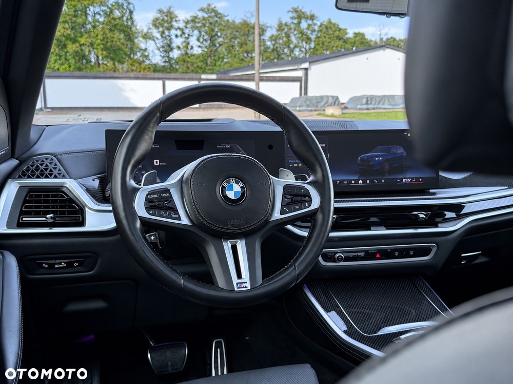 BMW X5 M50i - 24