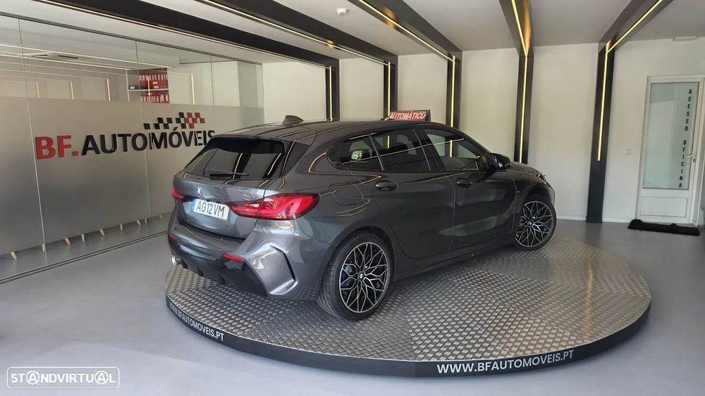 BMW 116 d Pack Desportivo M Auto - 5