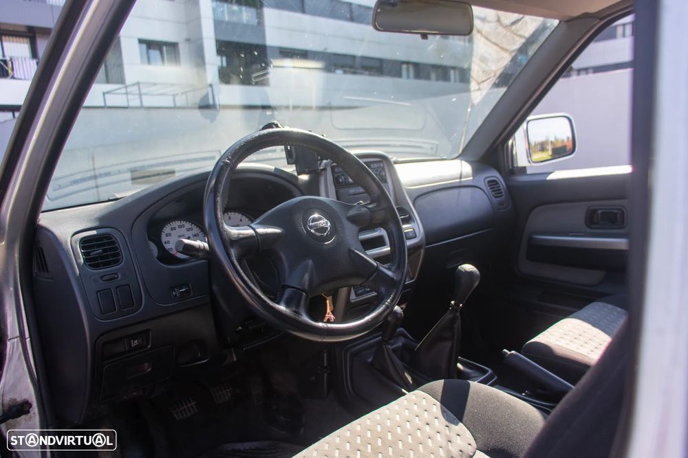 Nissan Navara 2.5 dCi CD Pilot - 9