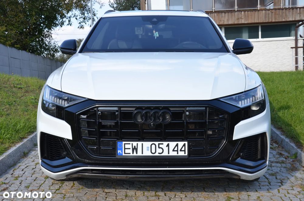Audi Q8 - 1