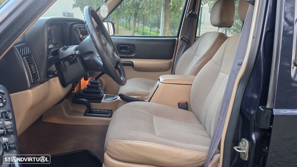 Jeep Cherokee 2.5 TD Sport Oficial - 14