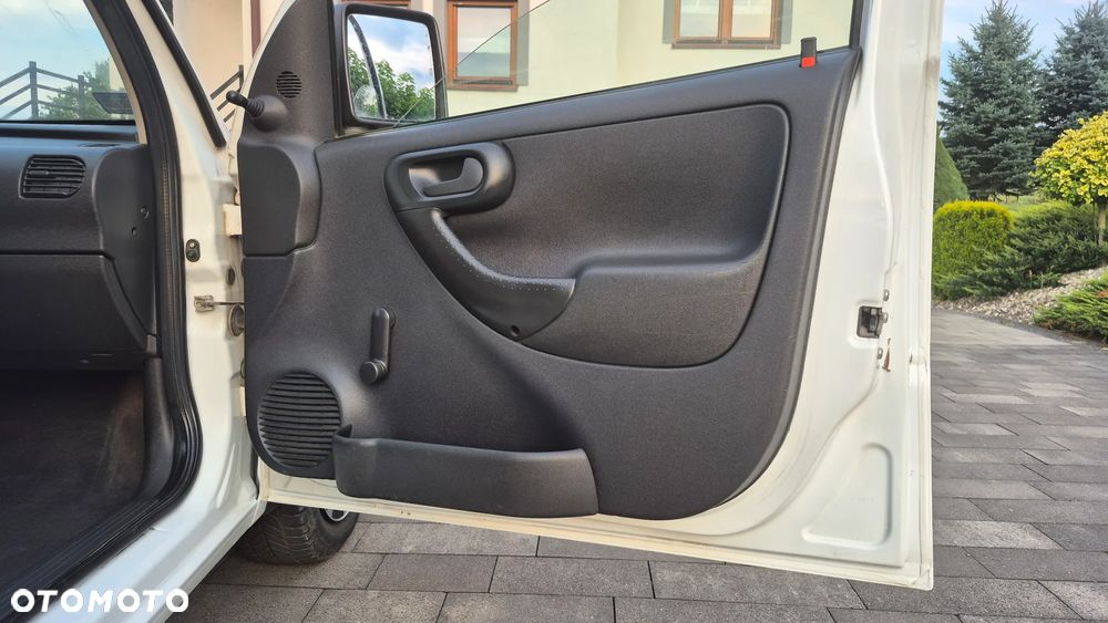 Opel Combo Tour Cosmo - 9