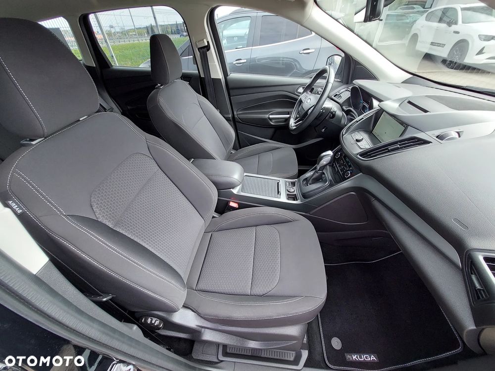 Ford Kuga 2.0 TDCi 2x4 Titanium - 12