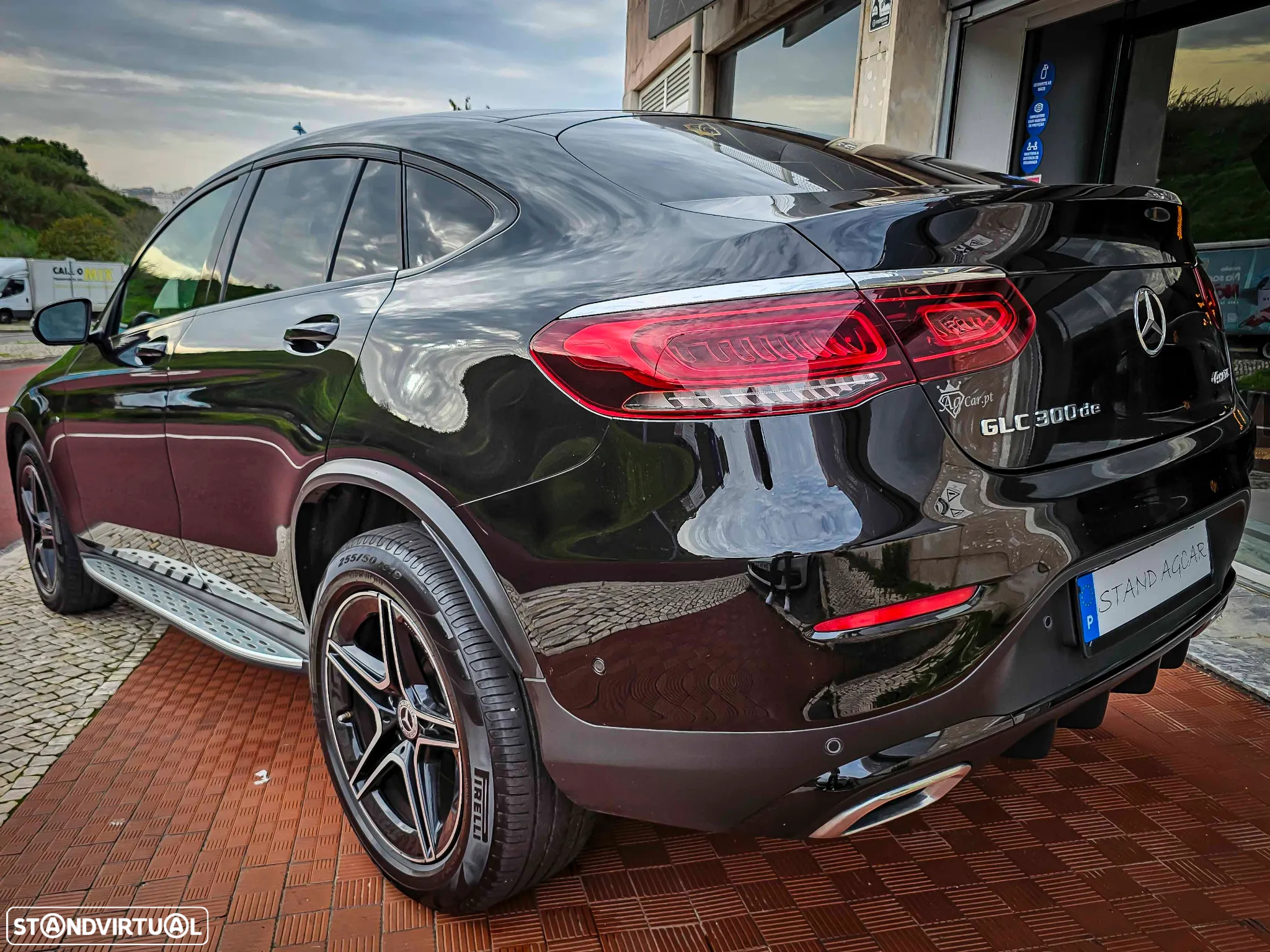 Mercedes-Benz GLC 300 de Coupé 4Matic - 11