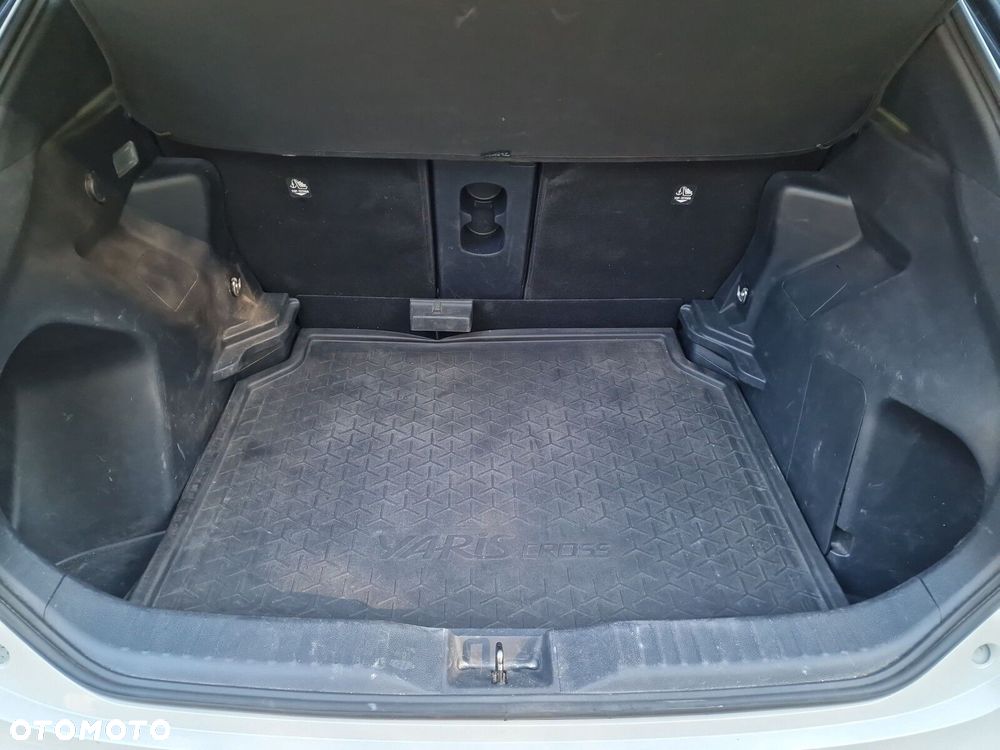 Toyota Yaris Cross - 19