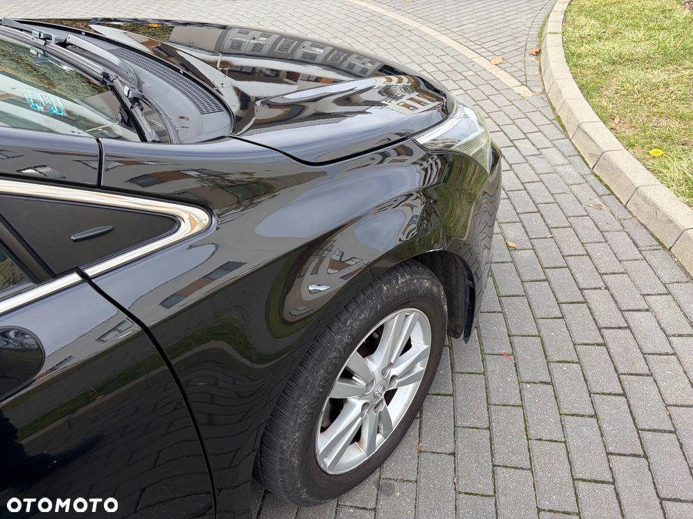 Toyota Avensis 2.0 D-4D Luna - 4