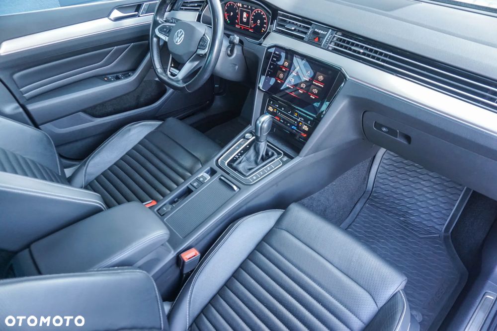 Volkswagen Passat 2.0 TSI 4Mot Elegance DSG - 37
