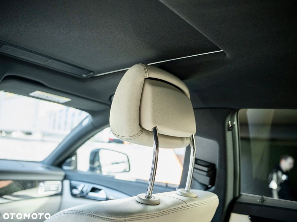 Mercedes-Benz CLS 500 4Matic BlueEFFICIENCY 7G-TRONIC Edition 1 - 31