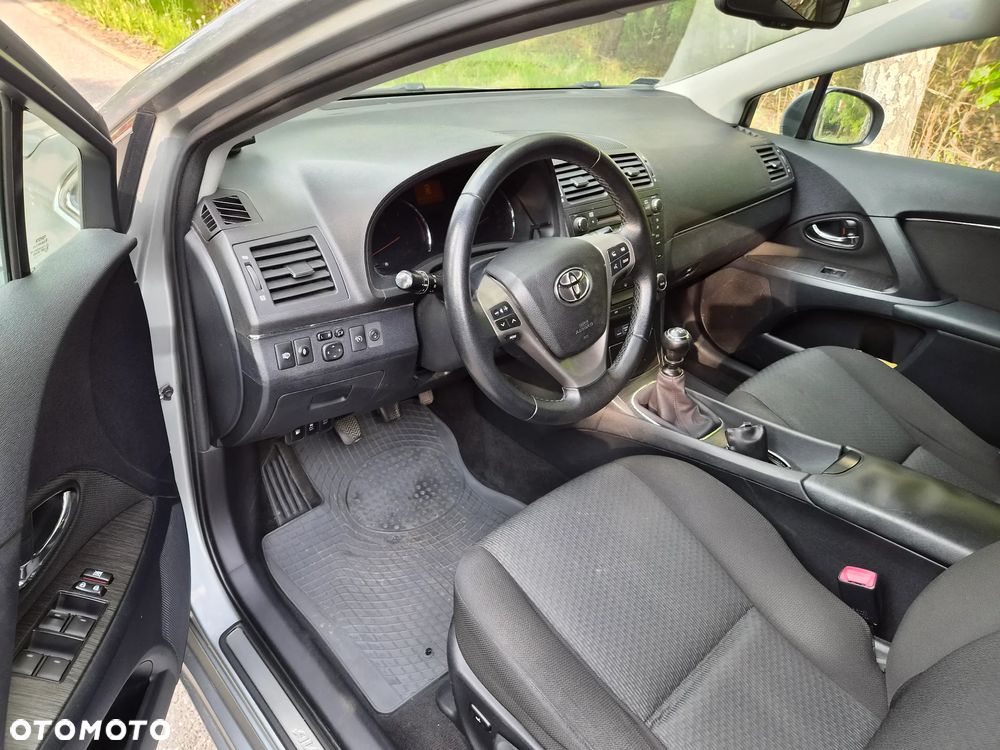 Toyota Avensis 2.0 D-4D Luna - 9