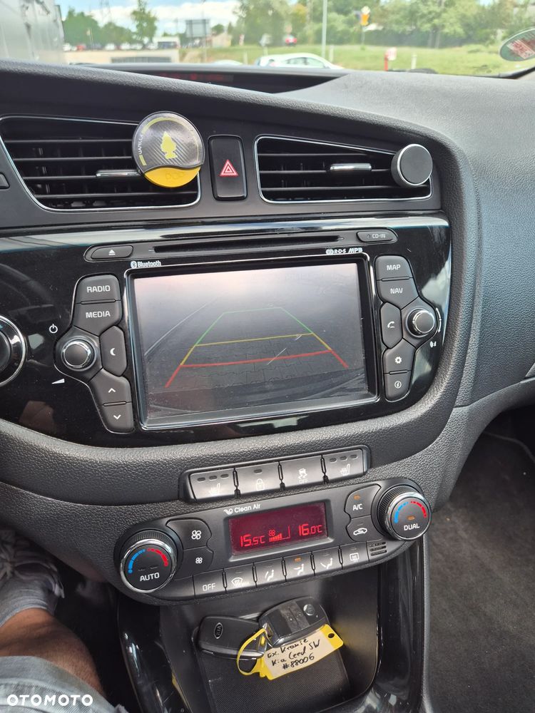 Kia Ceed 1.6 CRDi 128 Platinum Edition - 19