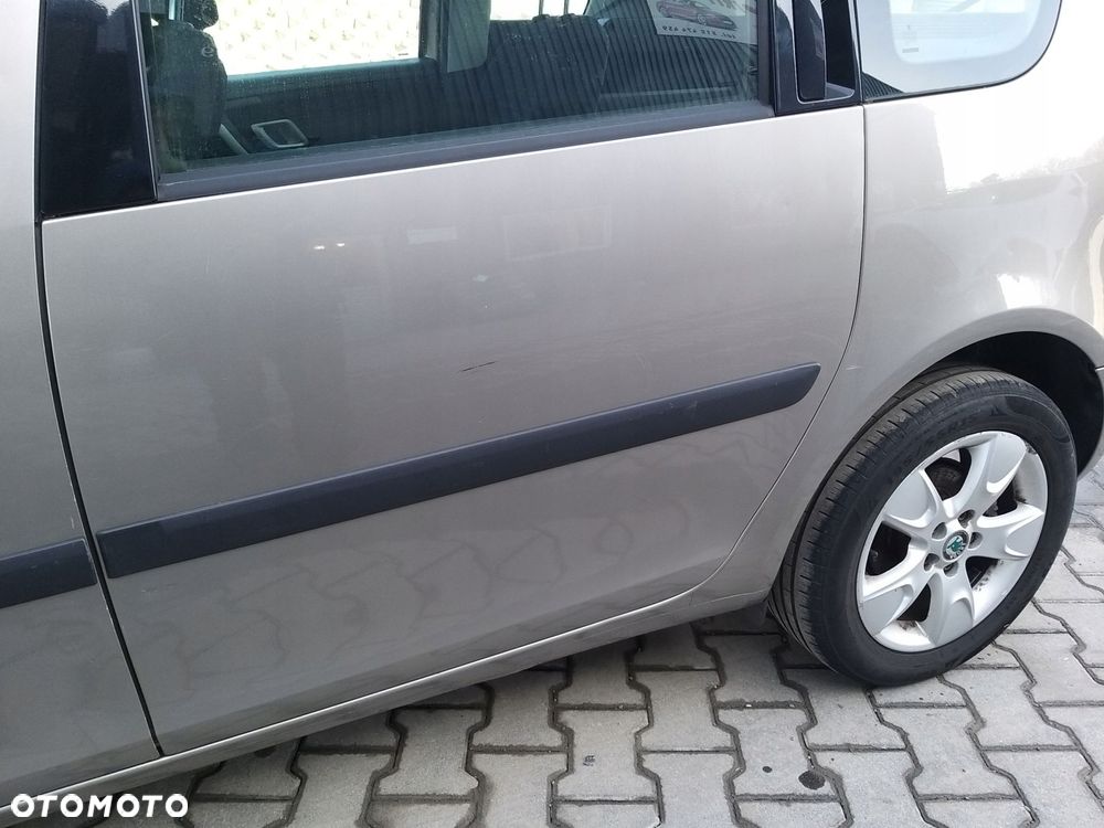skoda roomster 06-15r drzwi lewe tył kompletne 9202 - 2