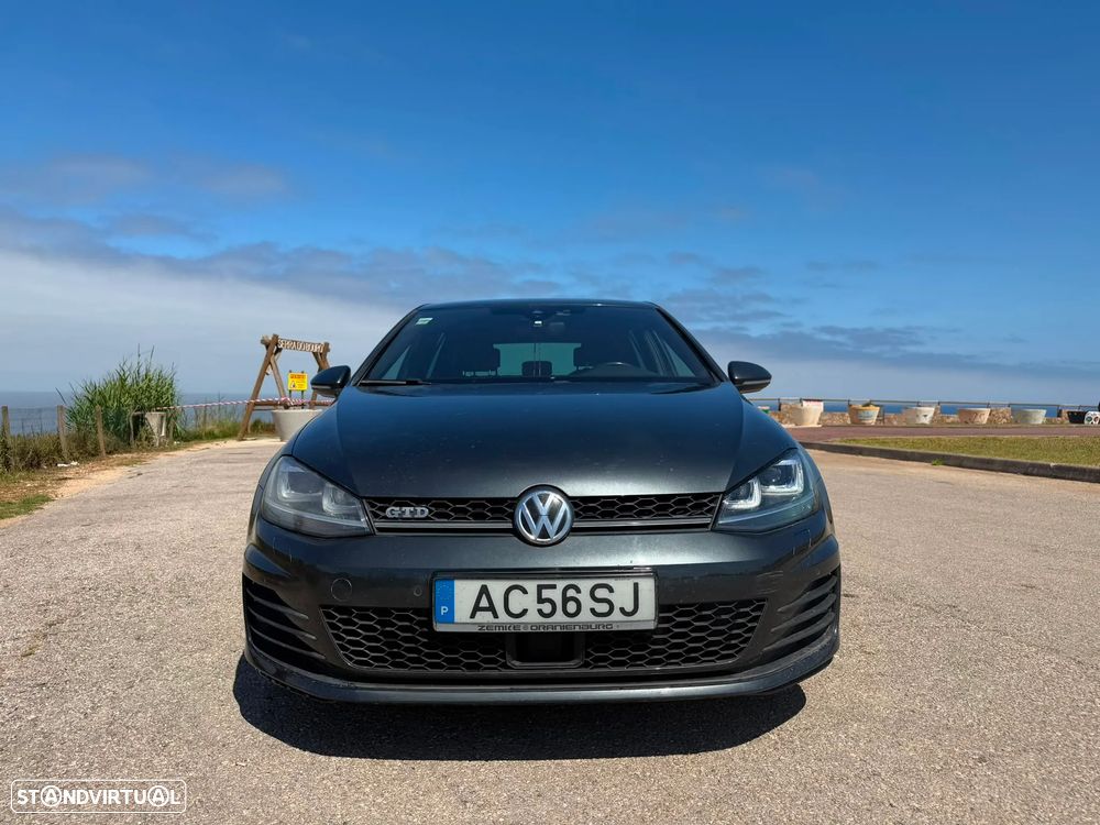 VW Golf - 1