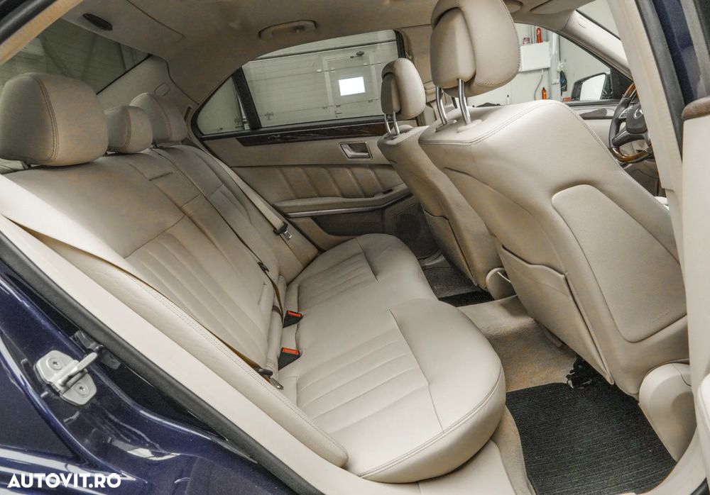 Mercedes-Benz E 350 BlueTEC 9G-TRONIC Edition - 18