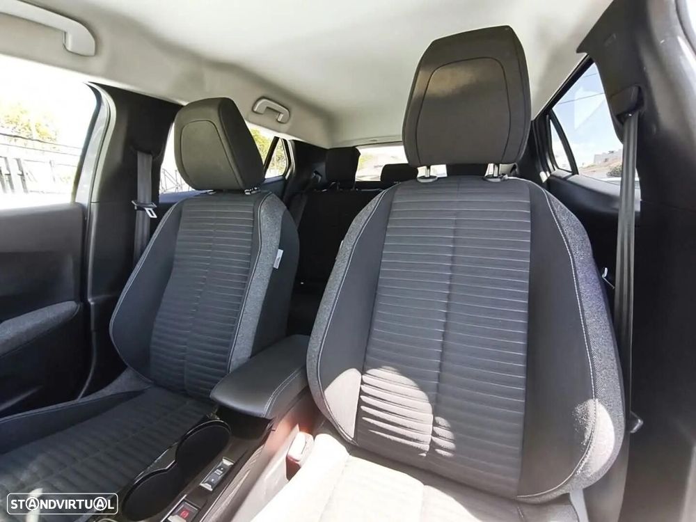 Peugeot e-2008 50 kWh SE Style - 24