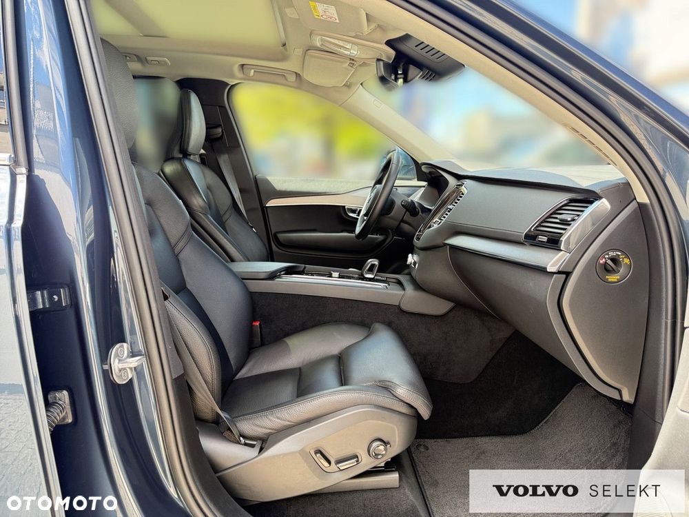 Volvo XC 90 - 23