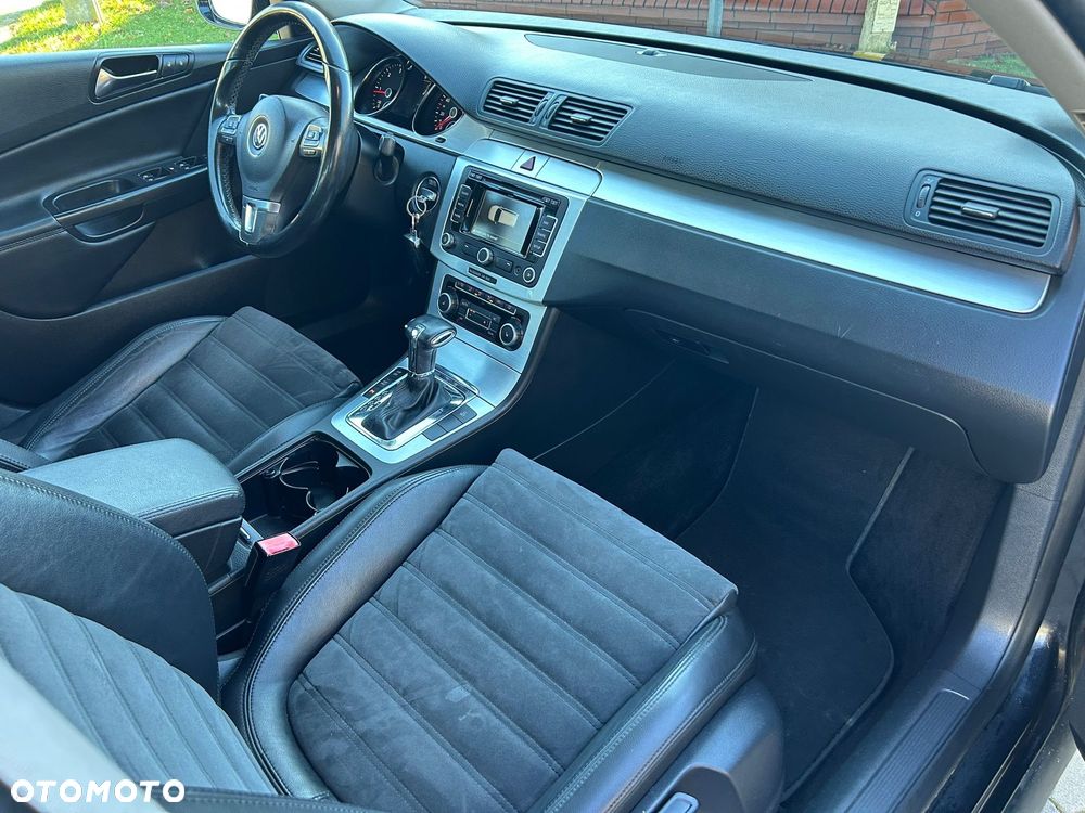 Volkswagen Passat 2.0 TDI DPF Highline DSG - 17