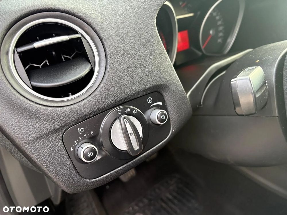 Ford Mondeo 2.0 TDCi Platinium X Plus (Titanium) - 23