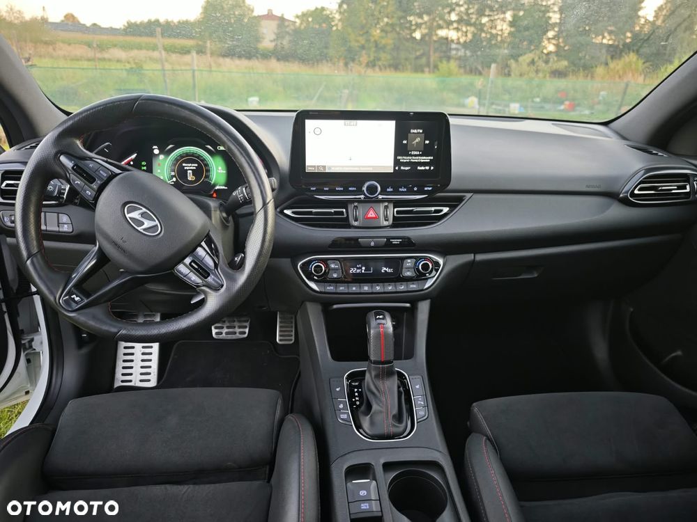 Hyundai i30 1.5 T-GDI 48V-Hybrid DCT N-Line - 32