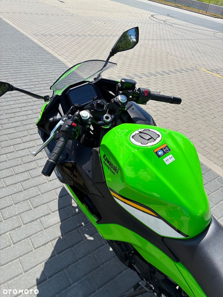 Kawasaki Ninja - 8