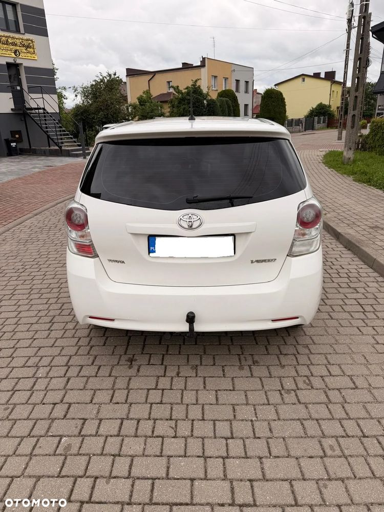 Toyota Verso - 5