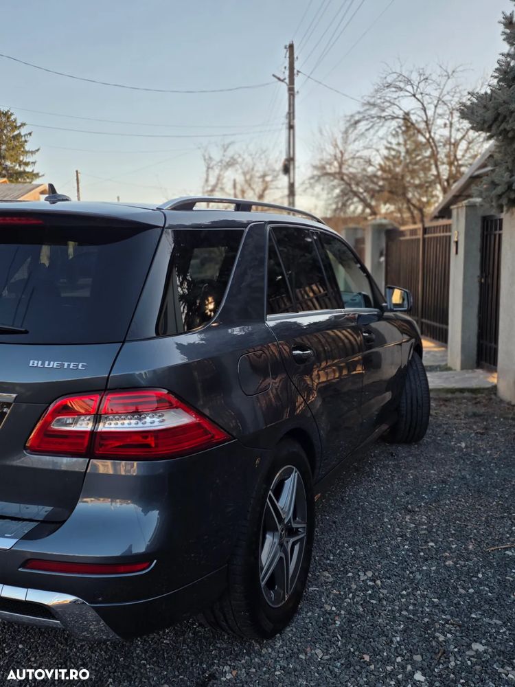 Mercedes-Benz ML 350 BlueTEC 4MATIC 7G-TRONIC - 7