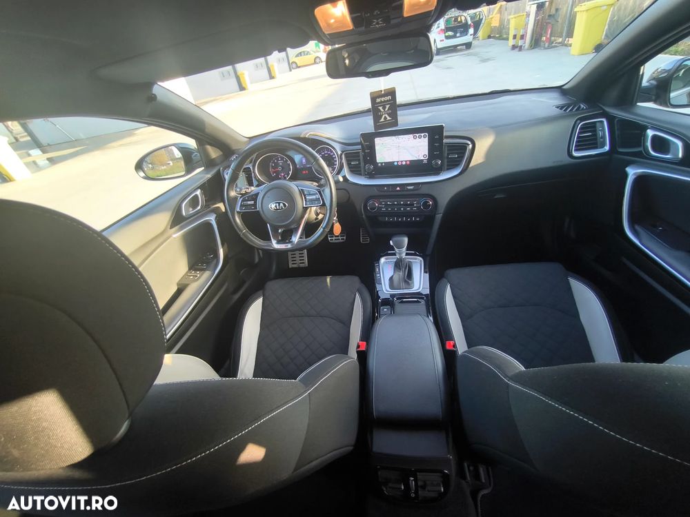 Kia Pro Ceed 1.4 T-GDI 7DCT GT Line - 17