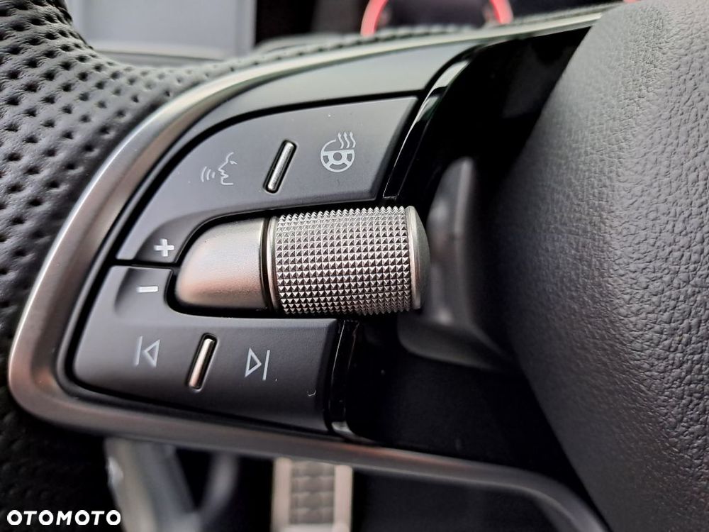 Skoda Karoq 1.5 TSI ACT Sportline DSG - 11