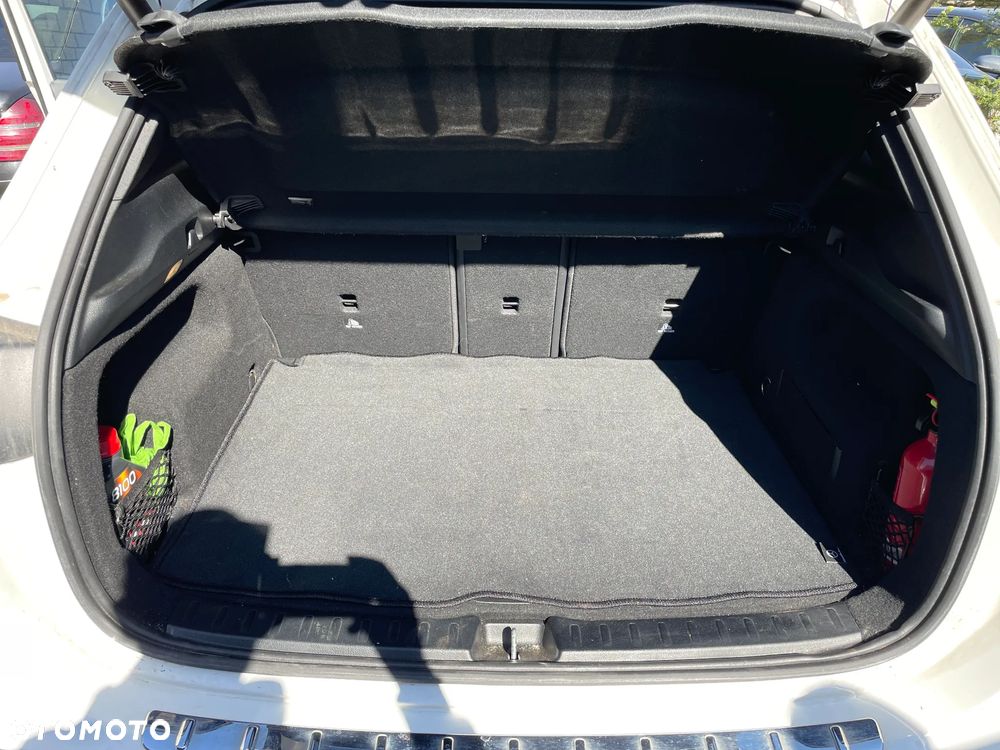 Mercedes-Benz GLA 250 4-Matic AMG Line - 18