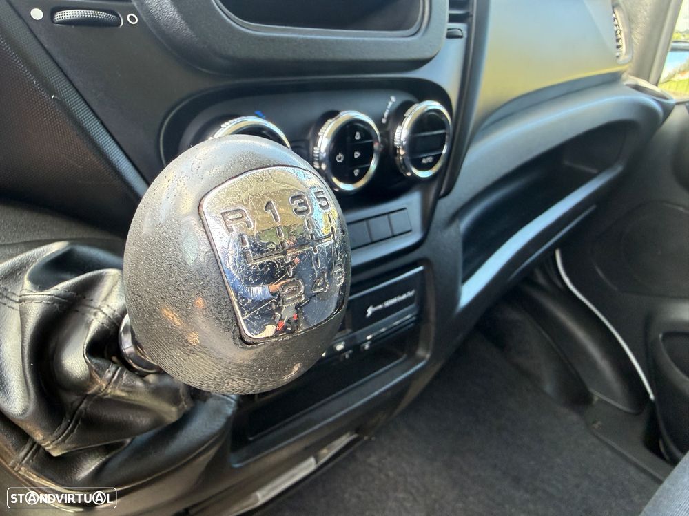 Iveco DAILY 35/180 - 7